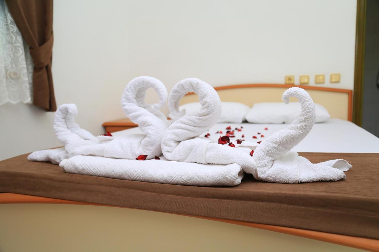 Tunays Pansiyon Bed & Breakfast Чирали Стая снимка