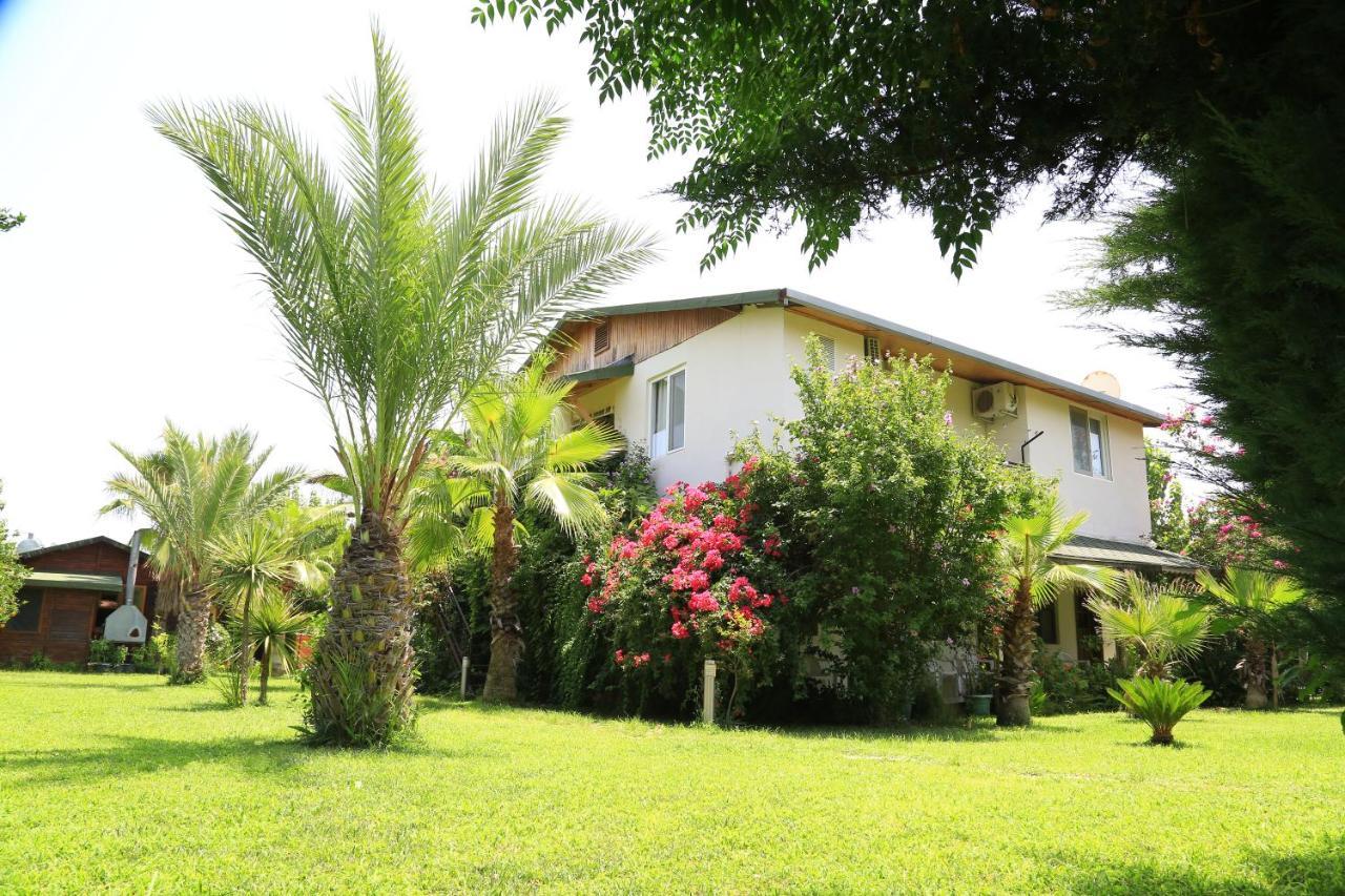 Tunays Pansiyon Bed & Breakfast Чирали Стая снимка