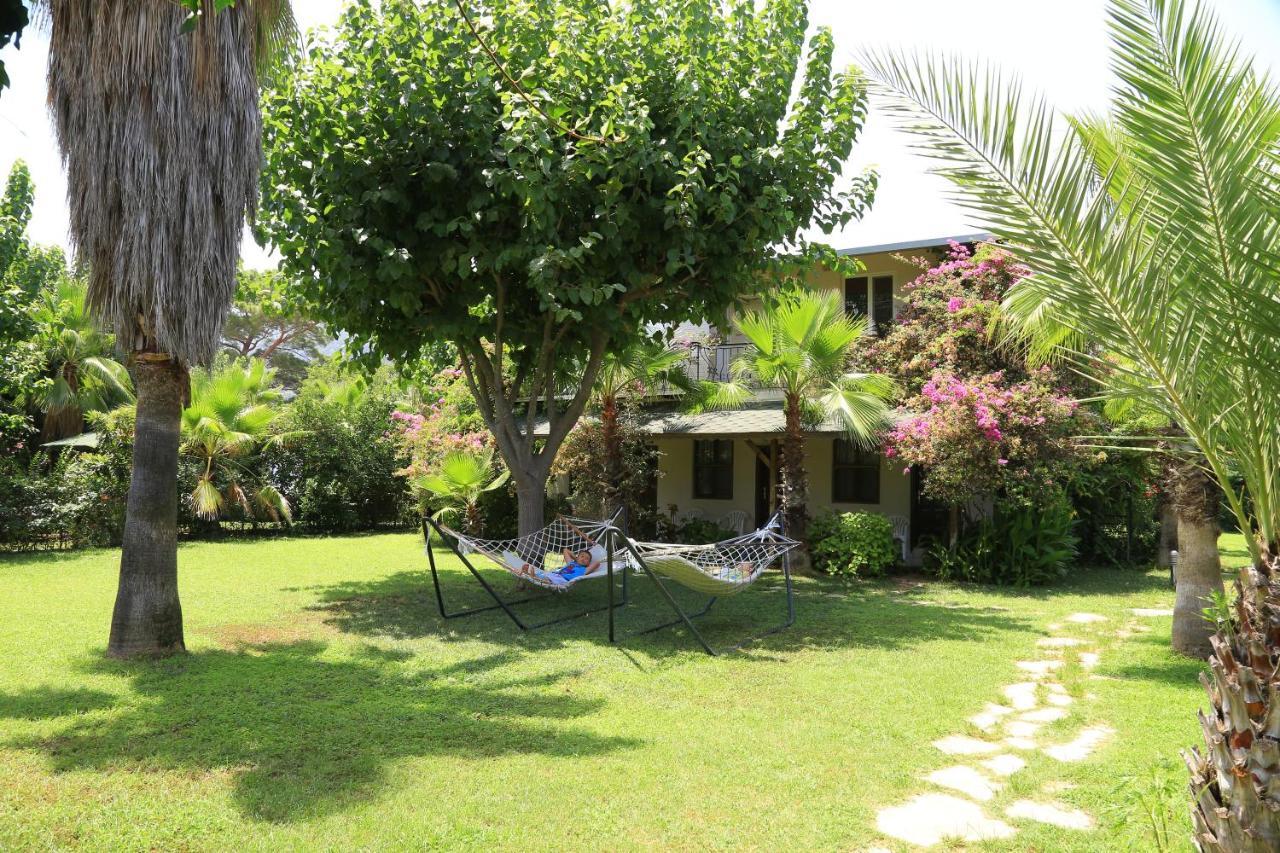 Tunays Pansiyon Bed & Breakfast Чирали Екстериор снимка