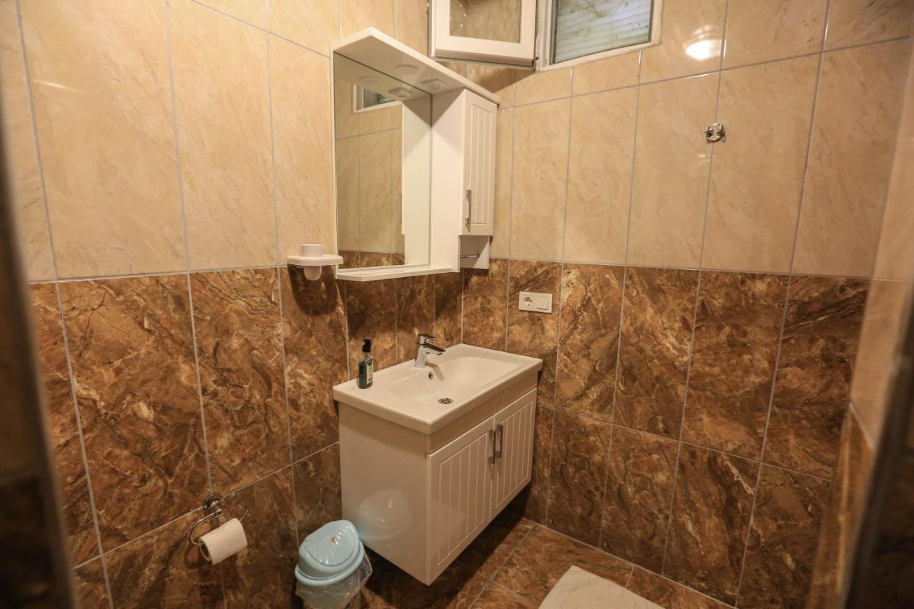 Tunays Pansiyon Bed & Breakfast Чирали Екстериор снимка